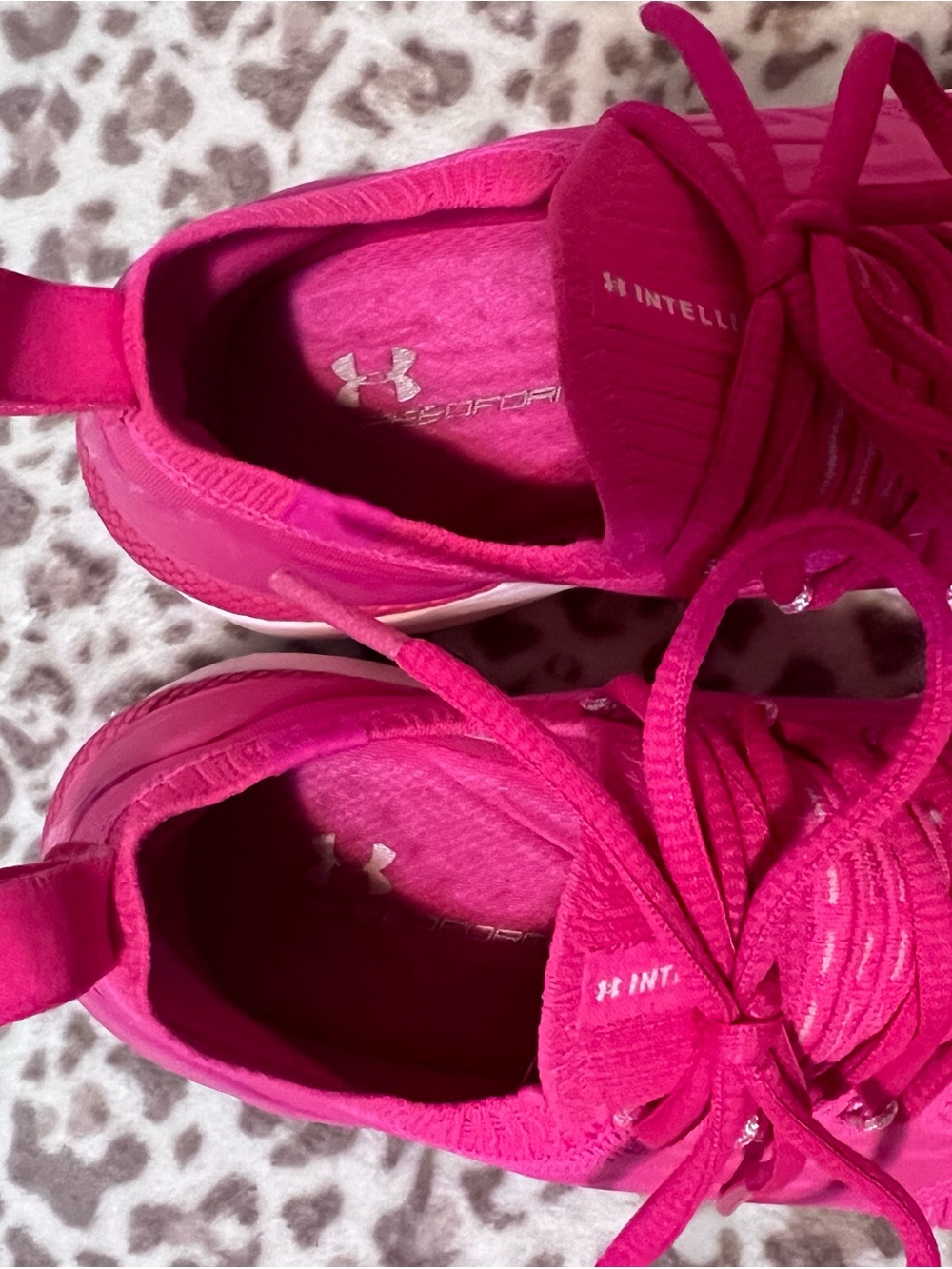 Under Armour HOVR Phantom 3 SE IntelliKnit Pink Running Shoes Women Size 9 - Picture 8 of 12